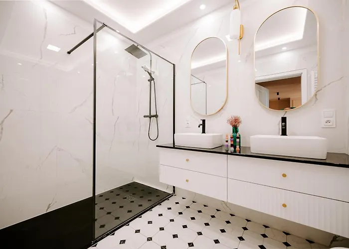 Apartamento Pobookowane Wilcza Old Town *