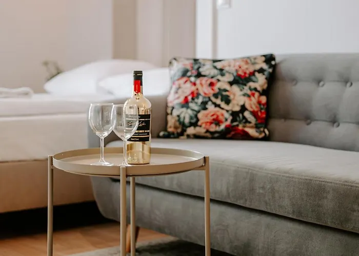 Apartamento Pobookowane Wilcza Old Town *