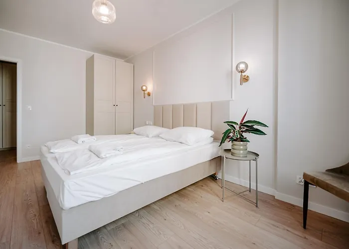 Pobookowane Wilcza Old Town