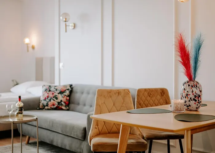 Pobookowane Wilcza Old Town *