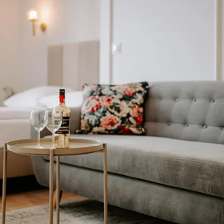 Pobookowane Wilcza Old Town Apartamento *